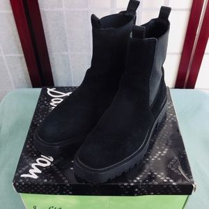 8-8.5M Sam Edelman Laguna Waterproof Boots Black Suede Lug Soles
